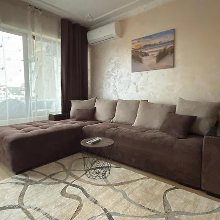 Diamond - Next To Grand Mall Apartment